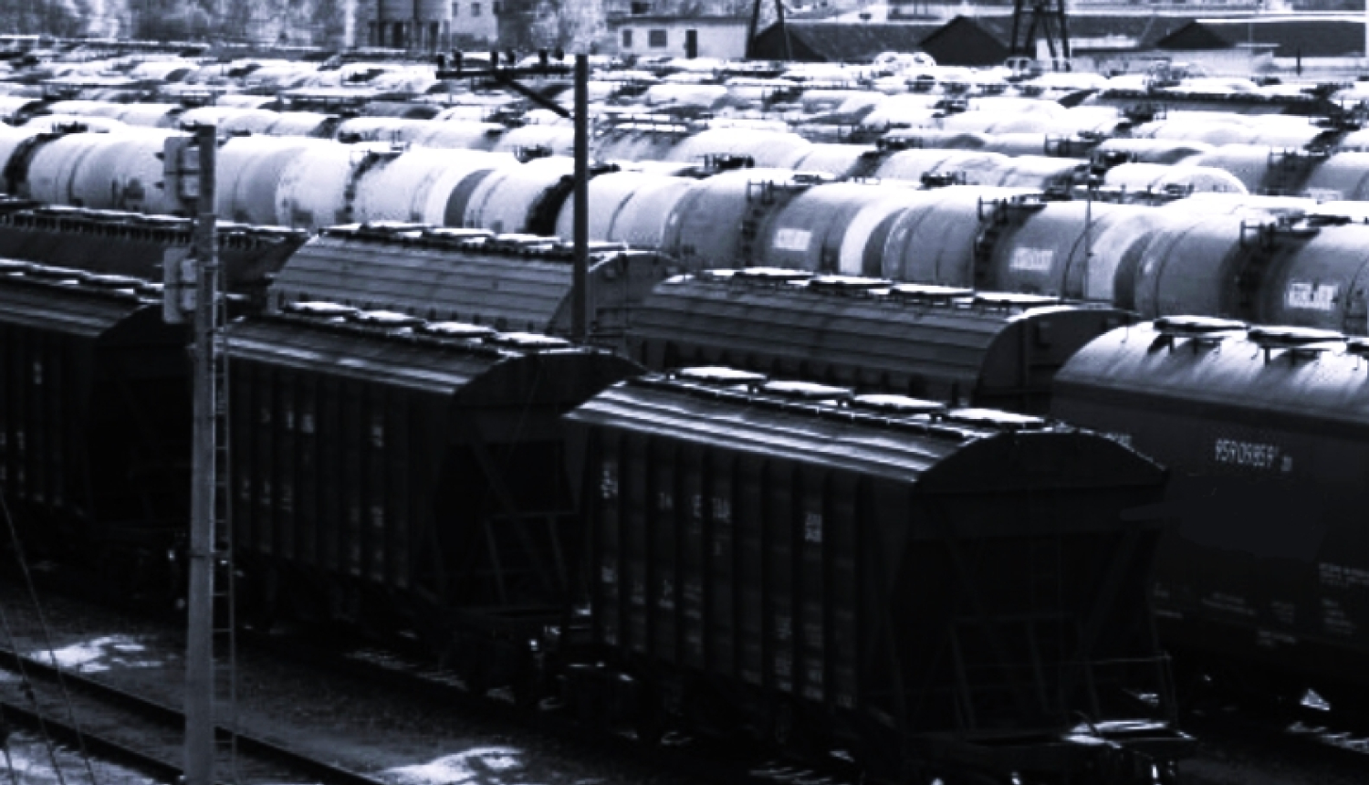 Attēlā ir dzelzceļa vagoni